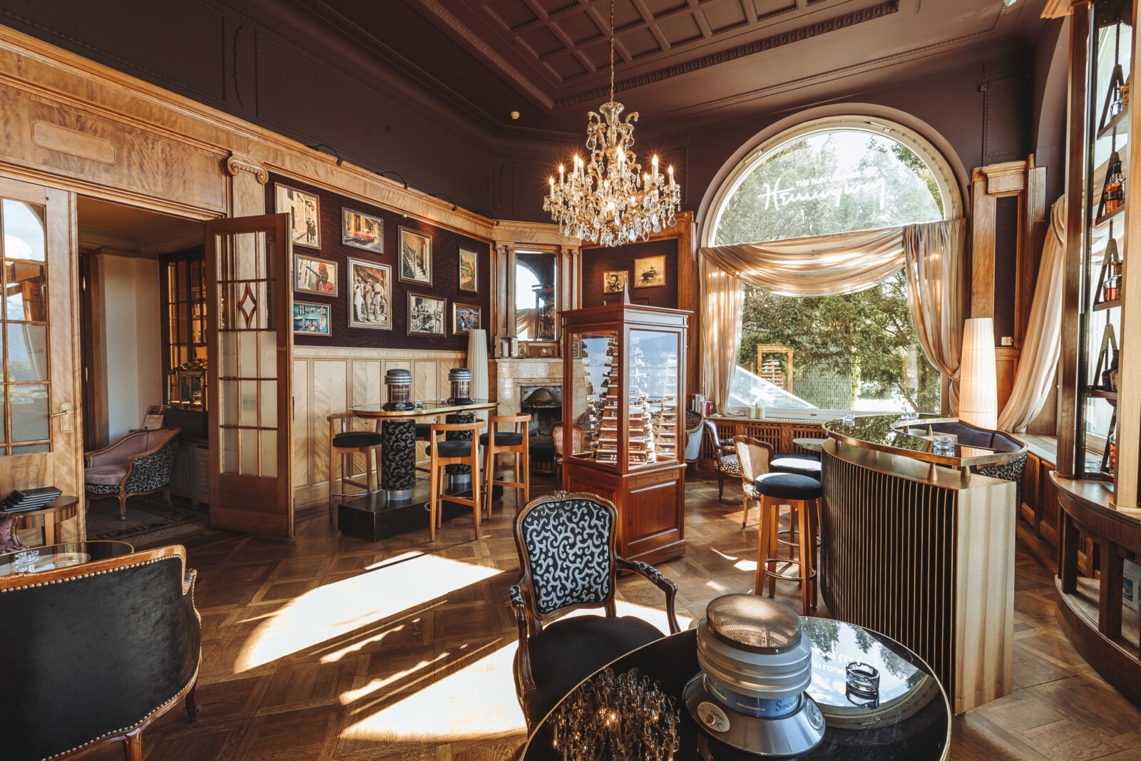 14 Hotel Montana Luzern Hemingway Rum Lounge 1