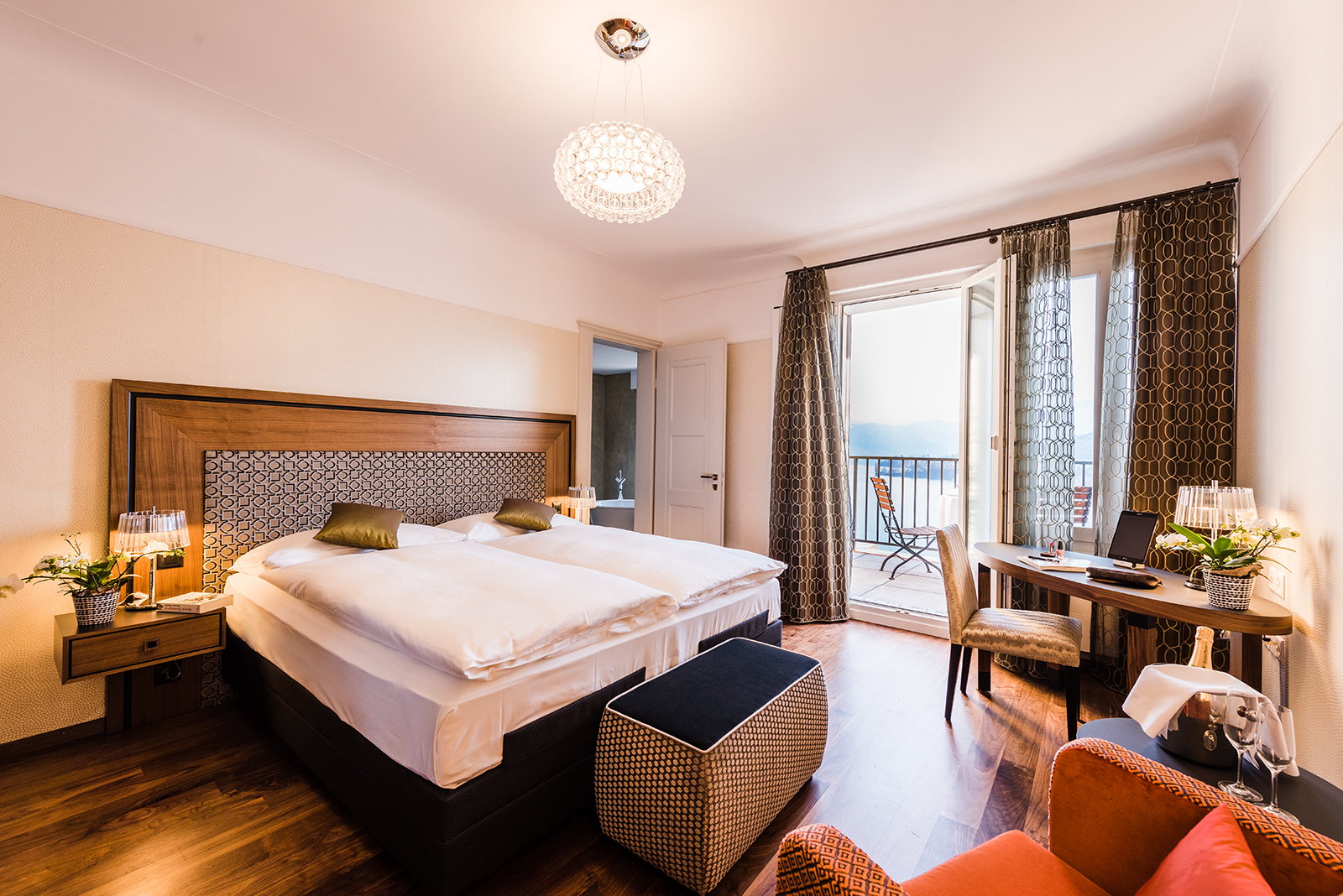 4 Hotel Montana Luzern Zimmer See 1