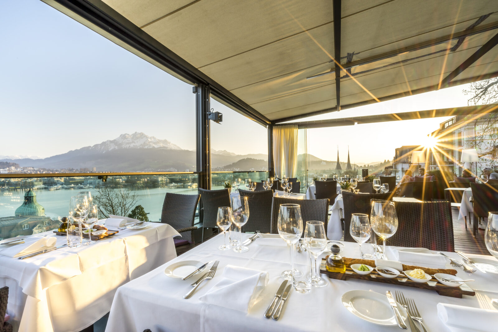 9 Hotel Montana Luzern Scala Restaurant Terrasse 1
