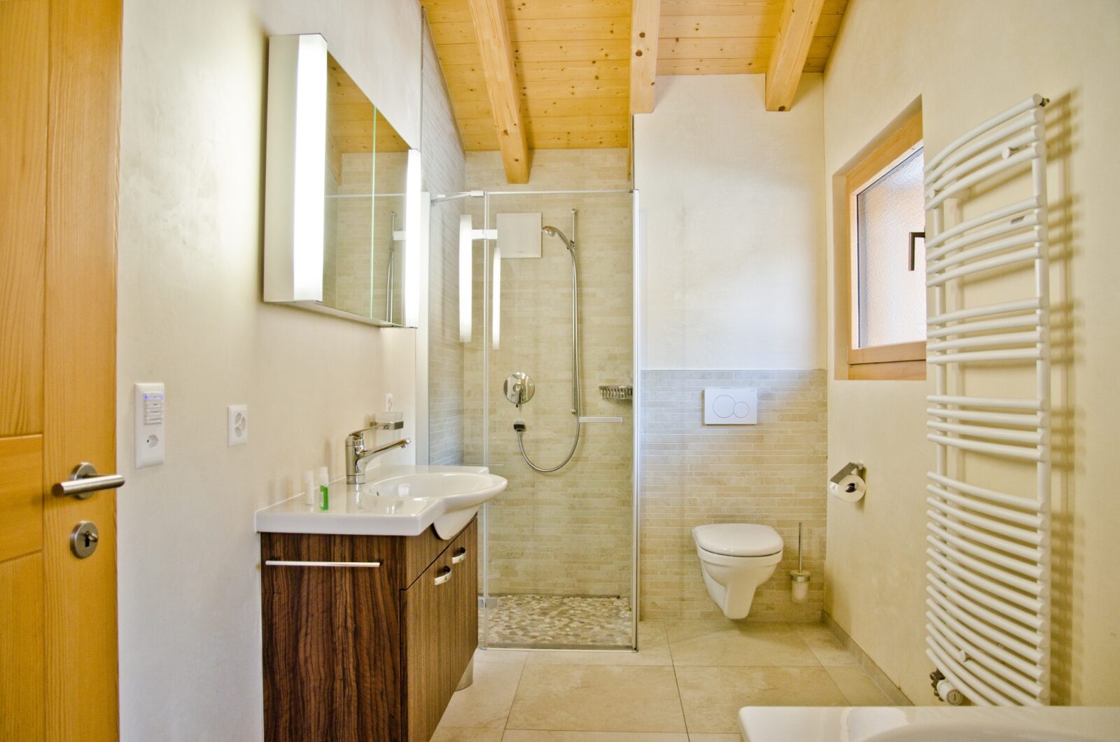 griwarent apartment silbersee grindelwald badezimmer2 180227 1.jpg 1