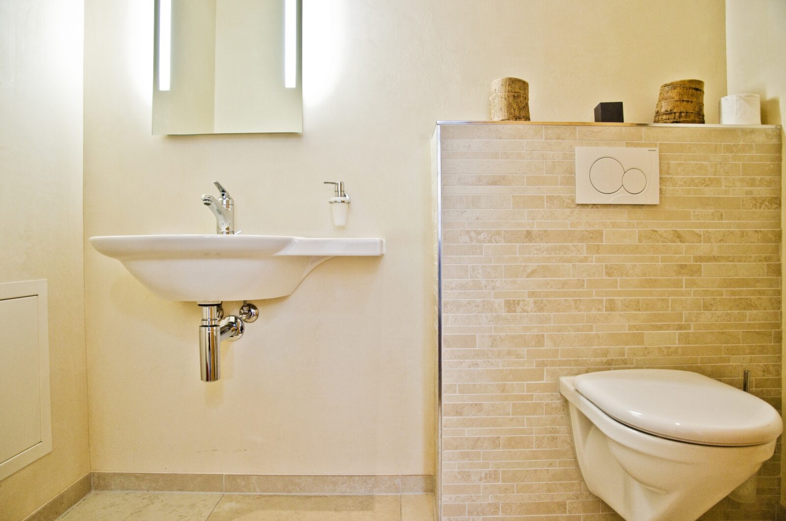 griwarent apartment silbersee grindelwald gaestetoilette 180227 1.jpg 1