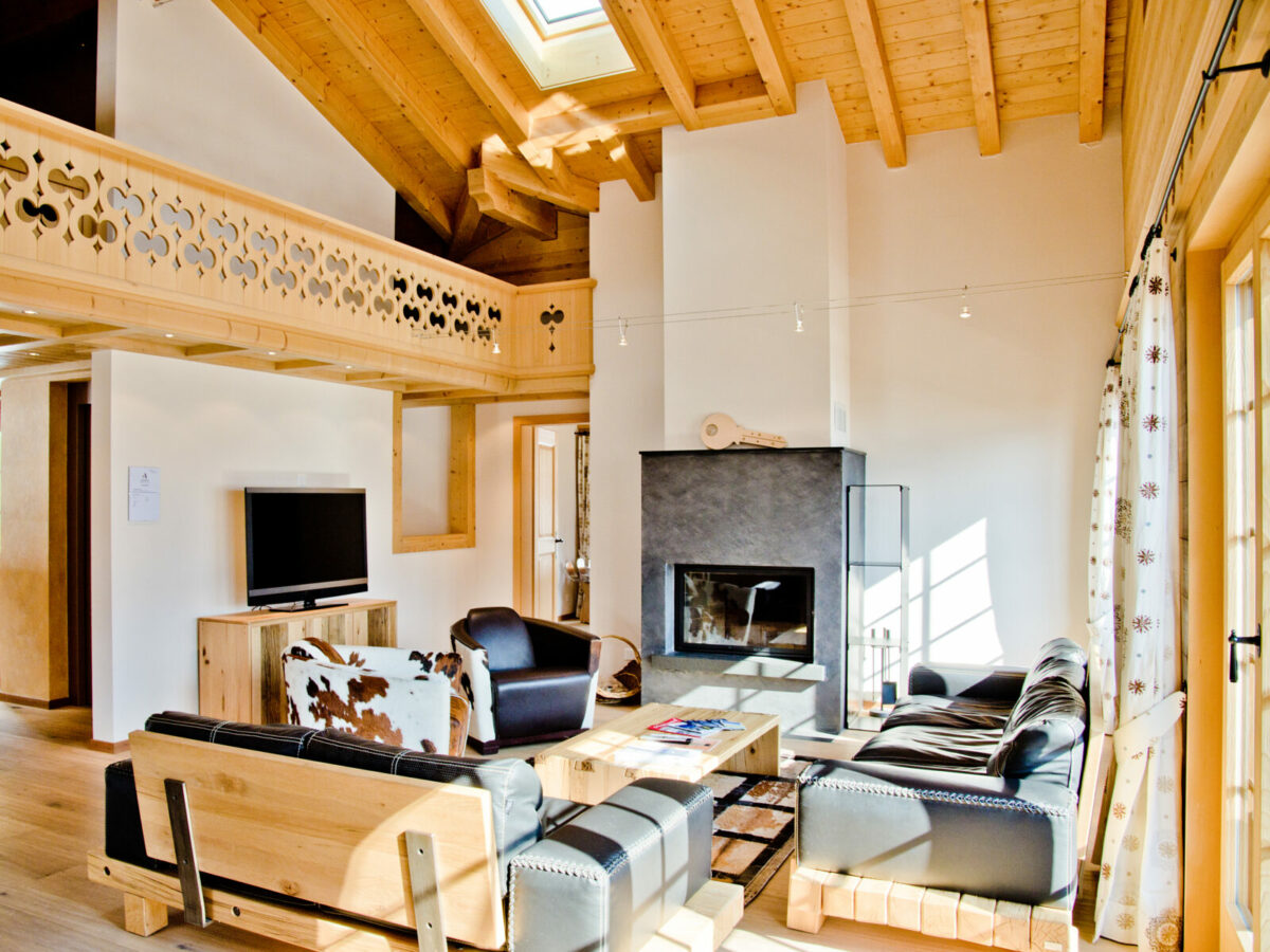griwarent apartment luxuschalet princess grindelwald wohnbereich2 180227.jpg
